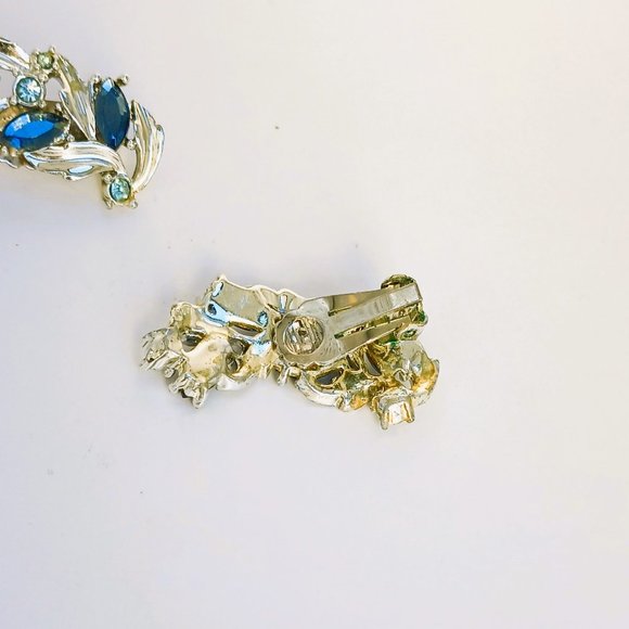 Blue Swirl Marquise Earrings Silver Tone Rhinestone Clip On - Picture 6 of 6